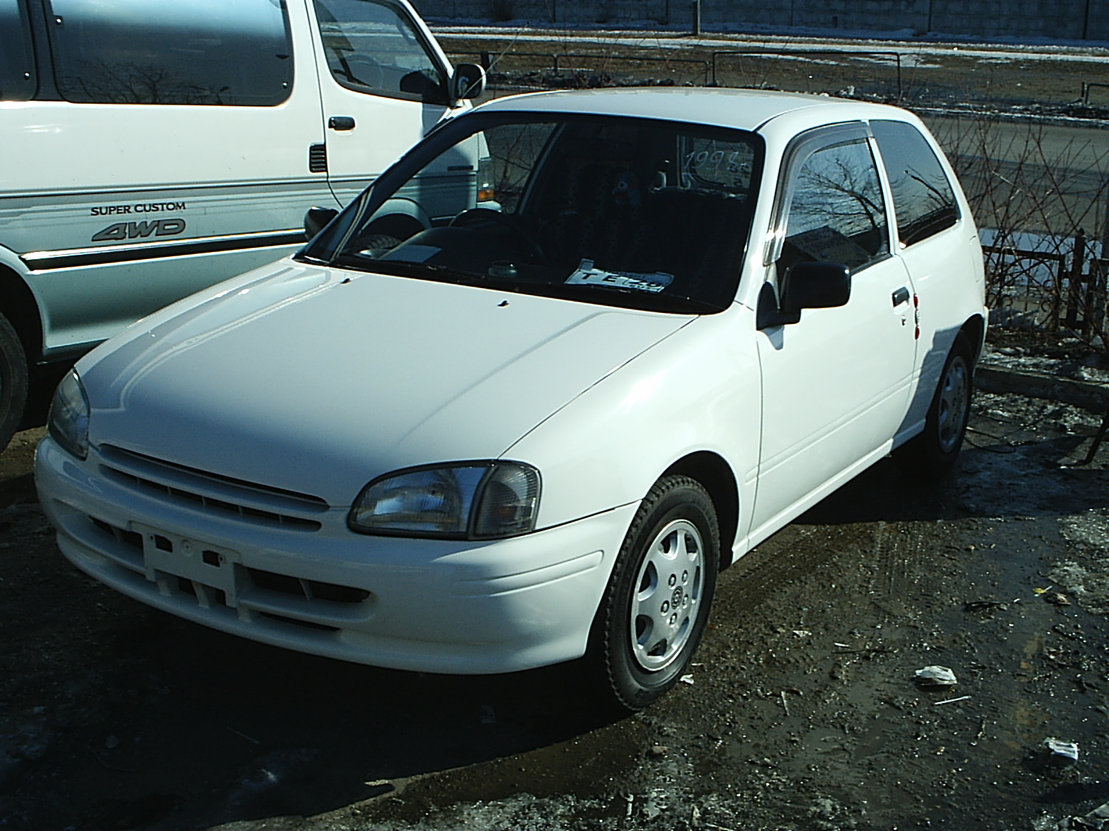 Toyota Starlet (Тойота Старлет)