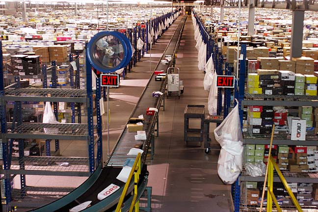 File:Zappos fulfillment center.jpg