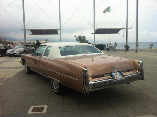 Cadillac Coupe 1975