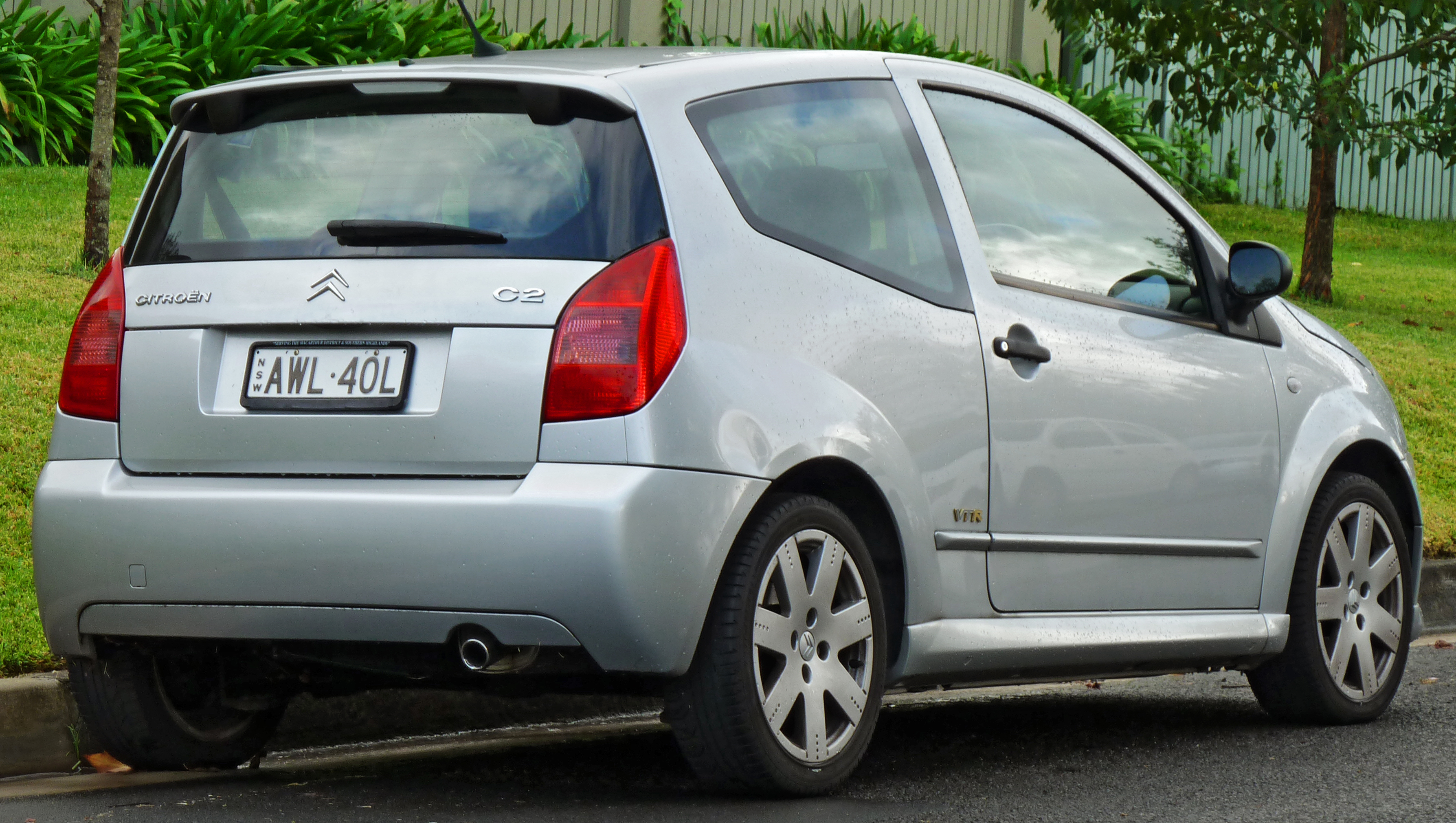 Plik:2004-2006 Citroën C2 Vtr Hatchback (2011-04-28) 02.Jpg – Wikipedia, Wolna Encyklopedia