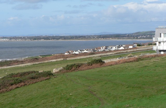 Across the bay from Ogmore-by-sea - geograph.org.uk - 1016927