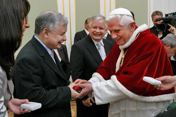 Datei:Benedict XVI Poland 6.jpg