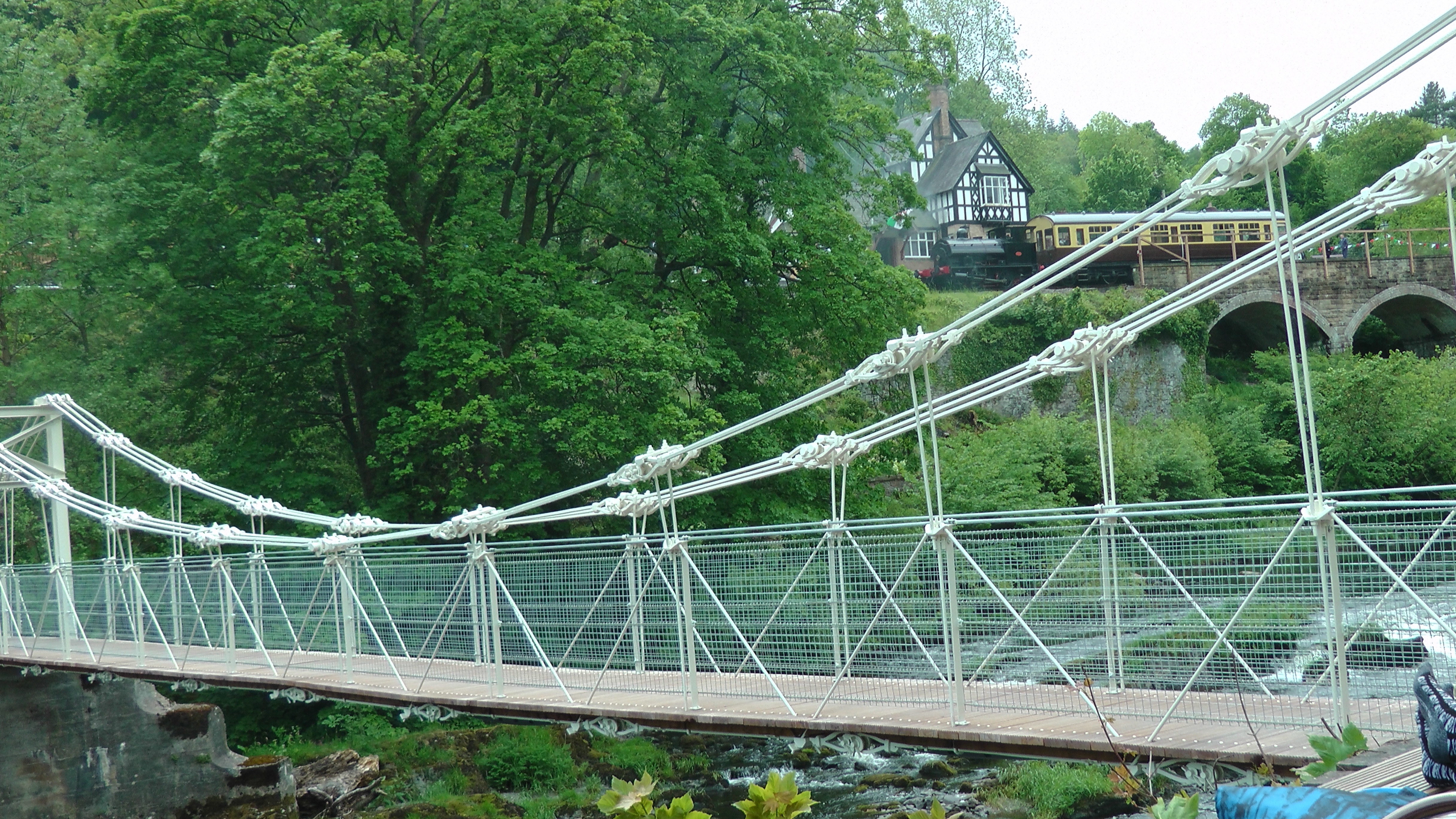 Chain Bridge (Berwyn)