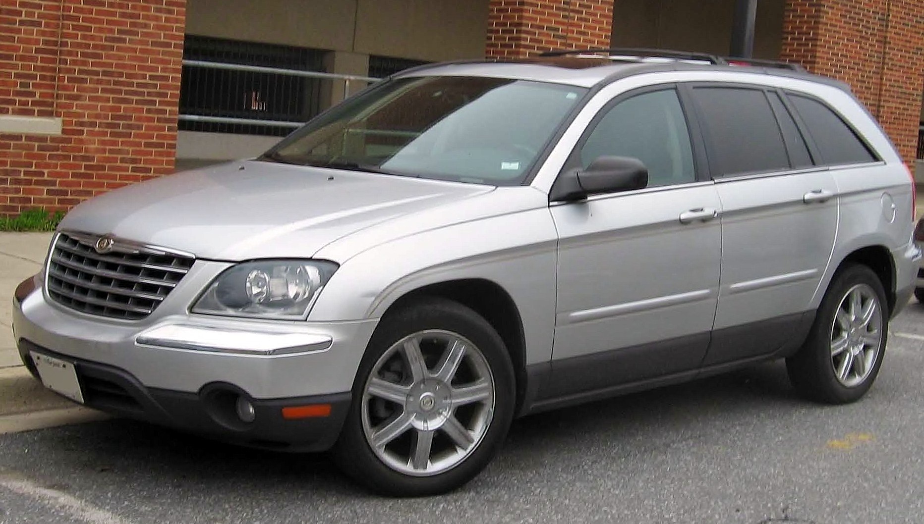 Chrysler pacifica silver #1