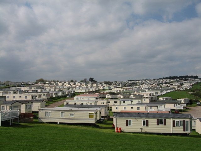 File:Devon Cliffs Holiday Park - geograph.org.uk - 334908.jpg