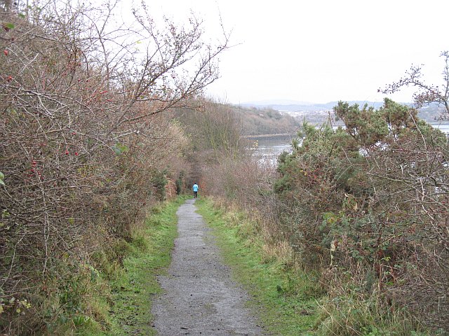 File:Fife Coastal Path - geograph.org.uk - 1072802.jpg