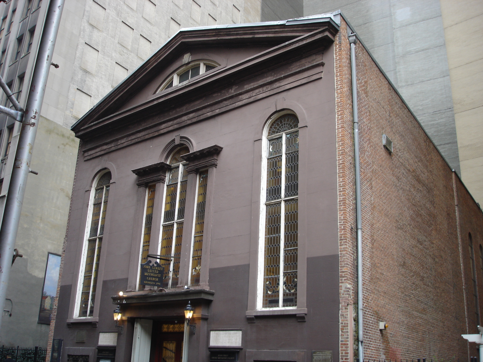 Джон стрит. Inside Tulip Street Methodist Nashville.