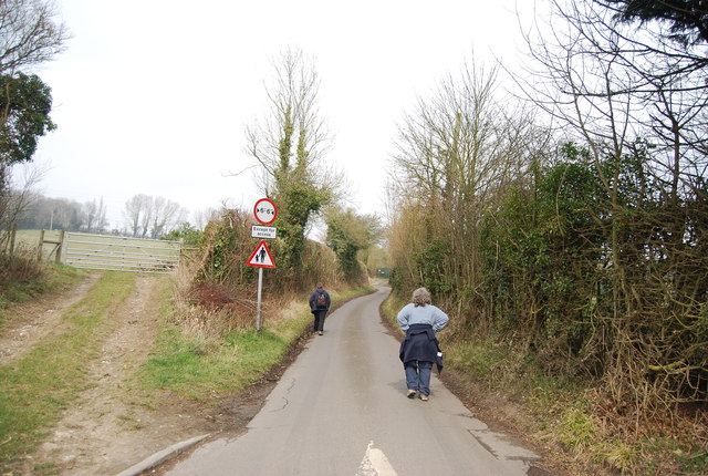 File:Long Hill - geograph.org.uk - 3504870.jpg