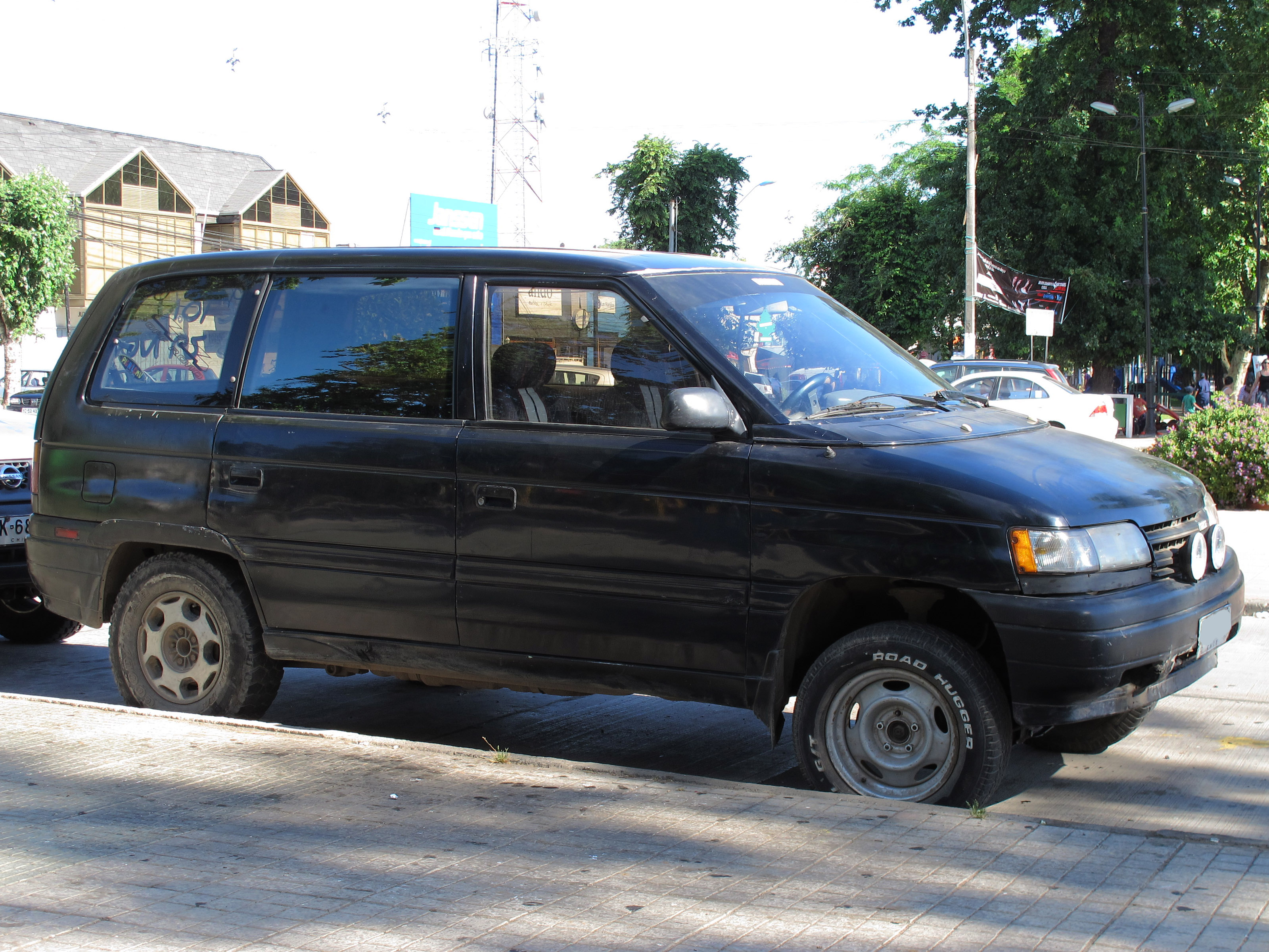 Мазда мпв бу. Mazda MPV 1990. Mazda MPV 1996 4x4 4wd. Мазда MPV 1990-1998. Мазда МПВ 1988г.