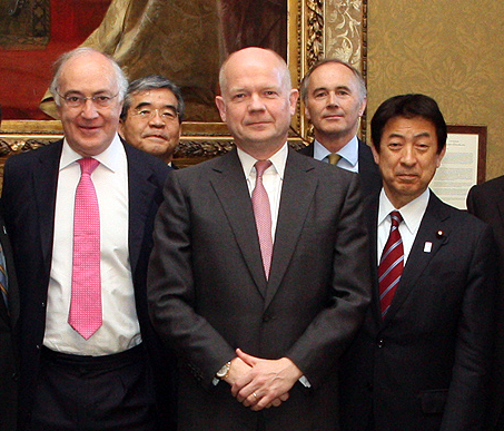 File:Michael Howard William Hague and Yasuhisa Shiozaki cropped 3 William Hague and Members of the UK-Japan 21st Century Group 20130502.jpg