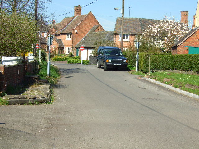 File:One way street - geograph.org.uk - 690299.jpg