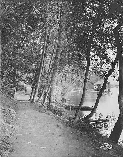 File:Pathway along Lake Washington, South Grounds, Alaska-Yukon-Pacific-Exposition, Seattle, Washington, 1909 (AYP 1187).jpeg