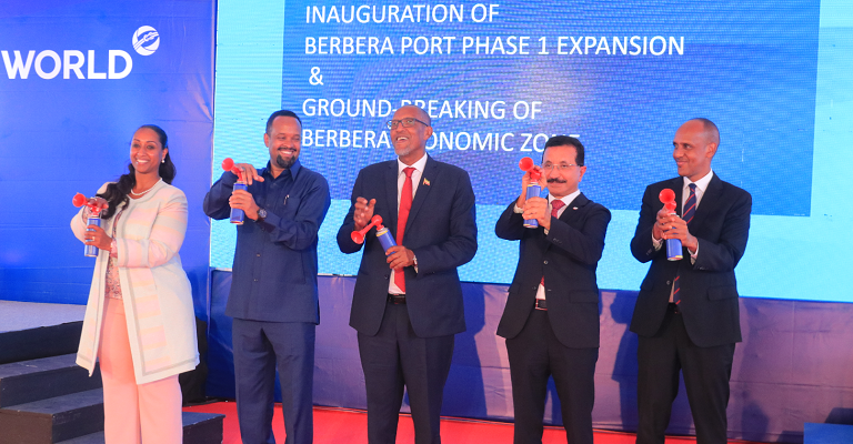 https://upload.wikimedia.org/wikipedia/commons/4/4b/President_Muse_Bihi_Abdi_and_Sultan_Ahmed_Bin_Sulayem%2C_inaugurated_the_first_phase_of_the_new_terminal_of_DP_World_Berbera.png