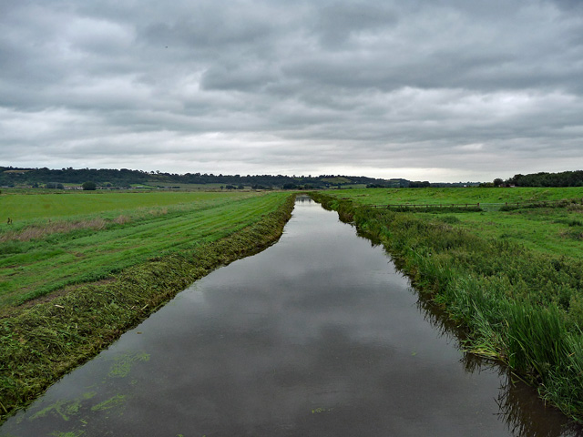 File:Sowy River near Oath - geograph.org.uk - 5496874.jpg