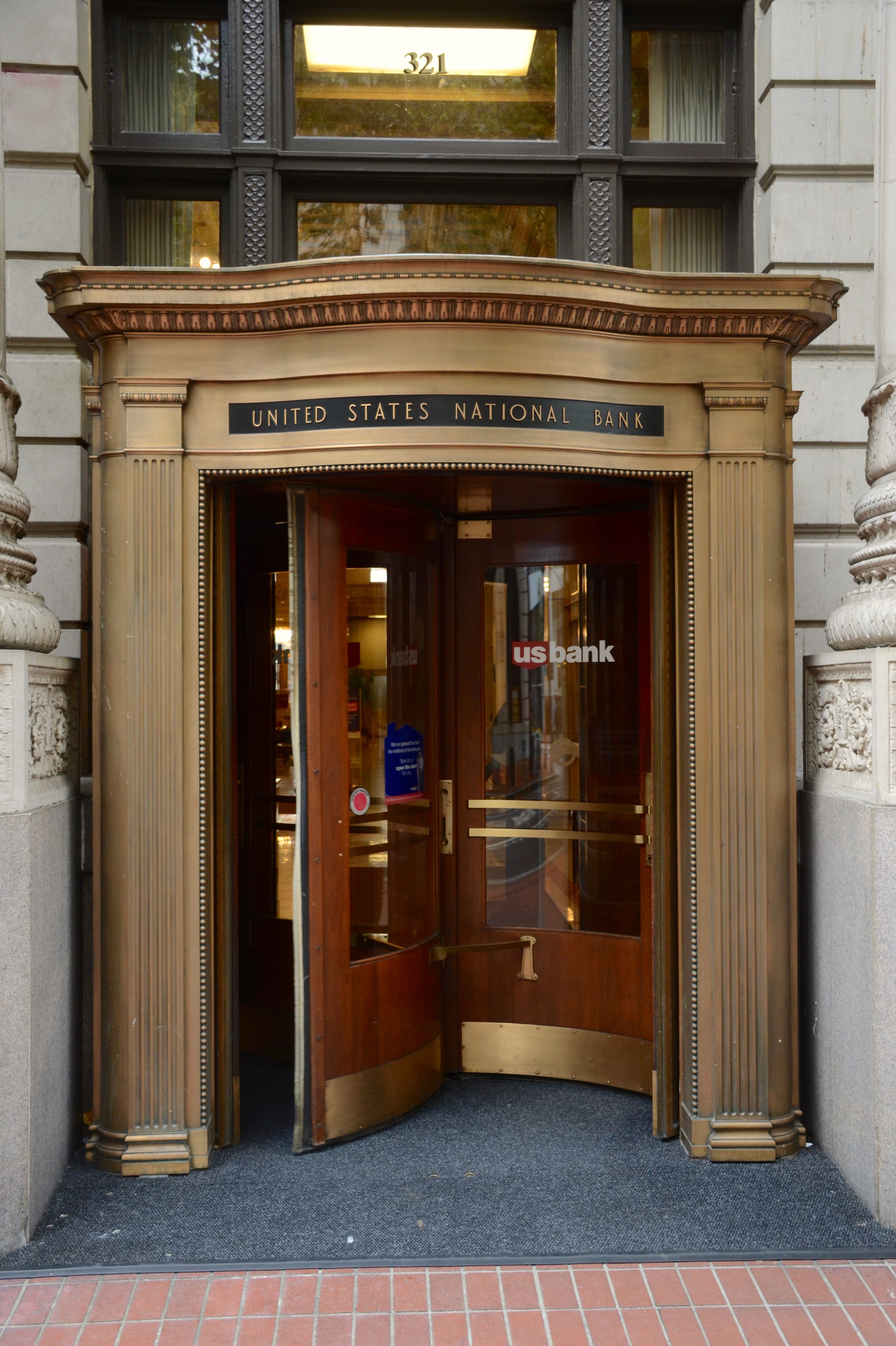 Revolving door - Wikipedia