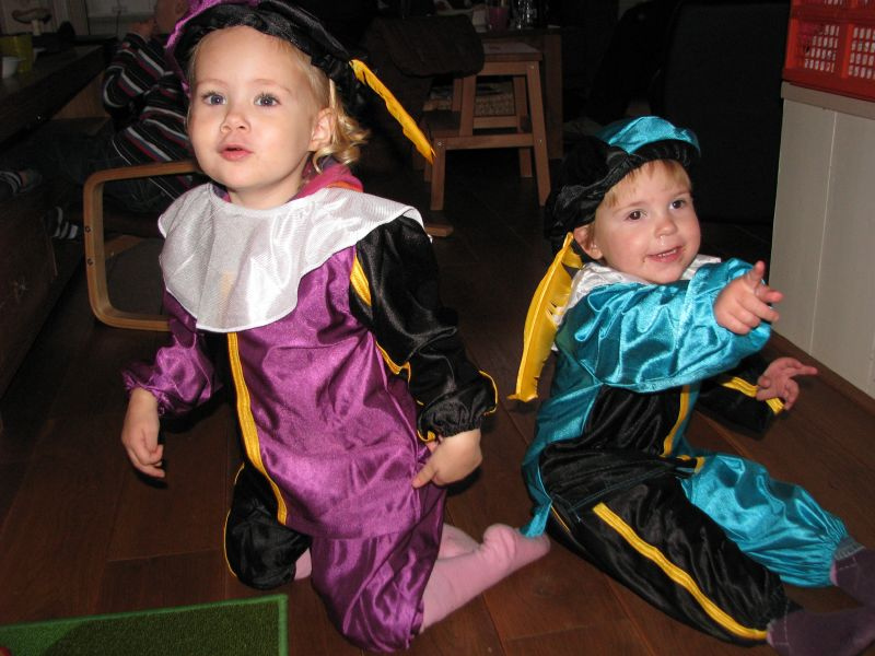 File:Zwartepiet-dressup.jpg