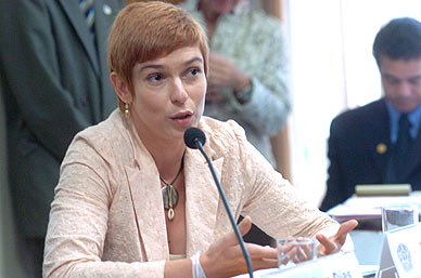 File:Atriz Maria Paula.jpg