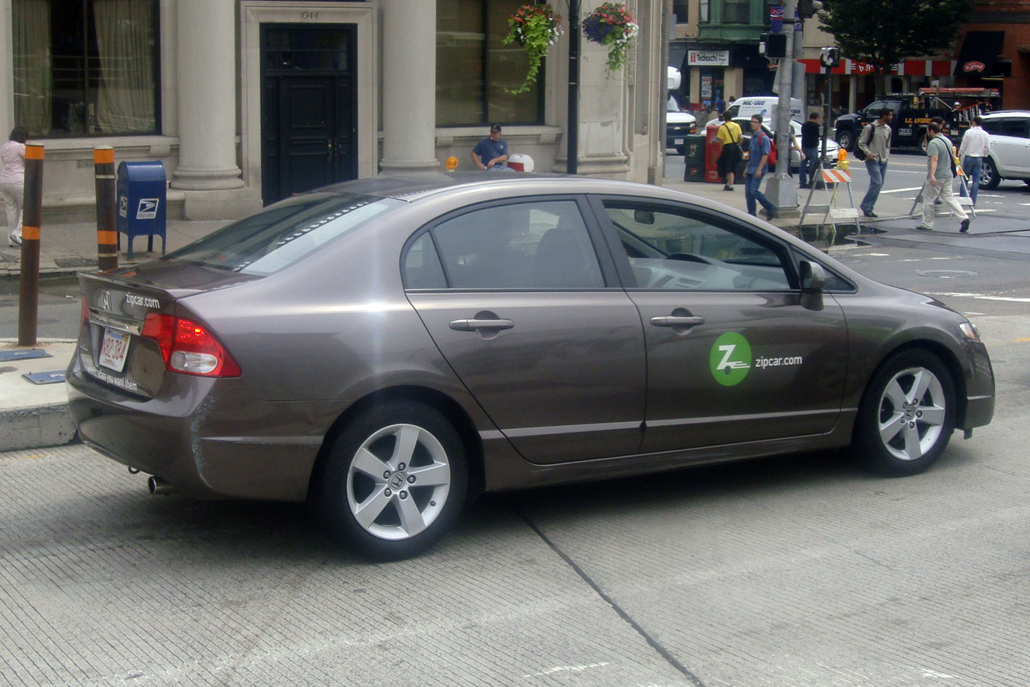 BOS Zipcar 07 2011 2810.jpg