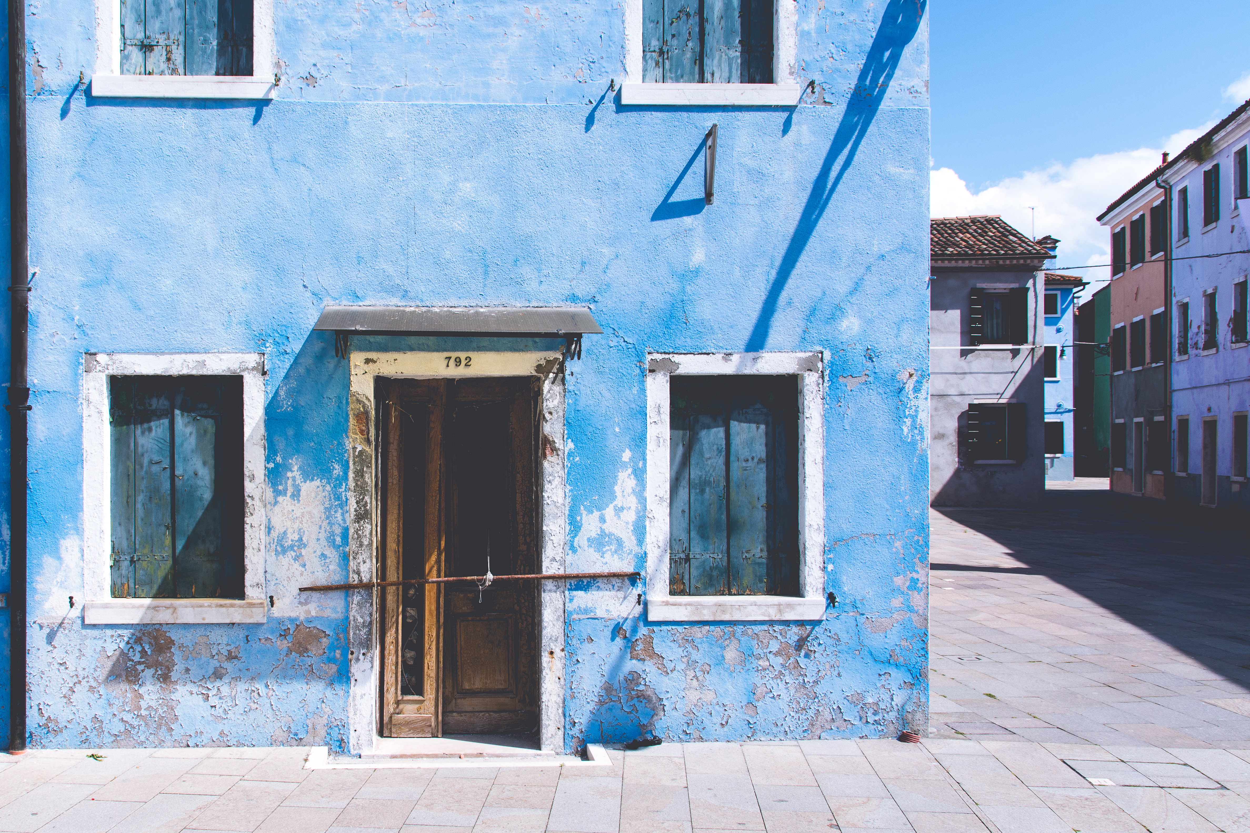 File:Burano Island, Venice, Italy (Unsplash).jpg - Wikimedia Commons