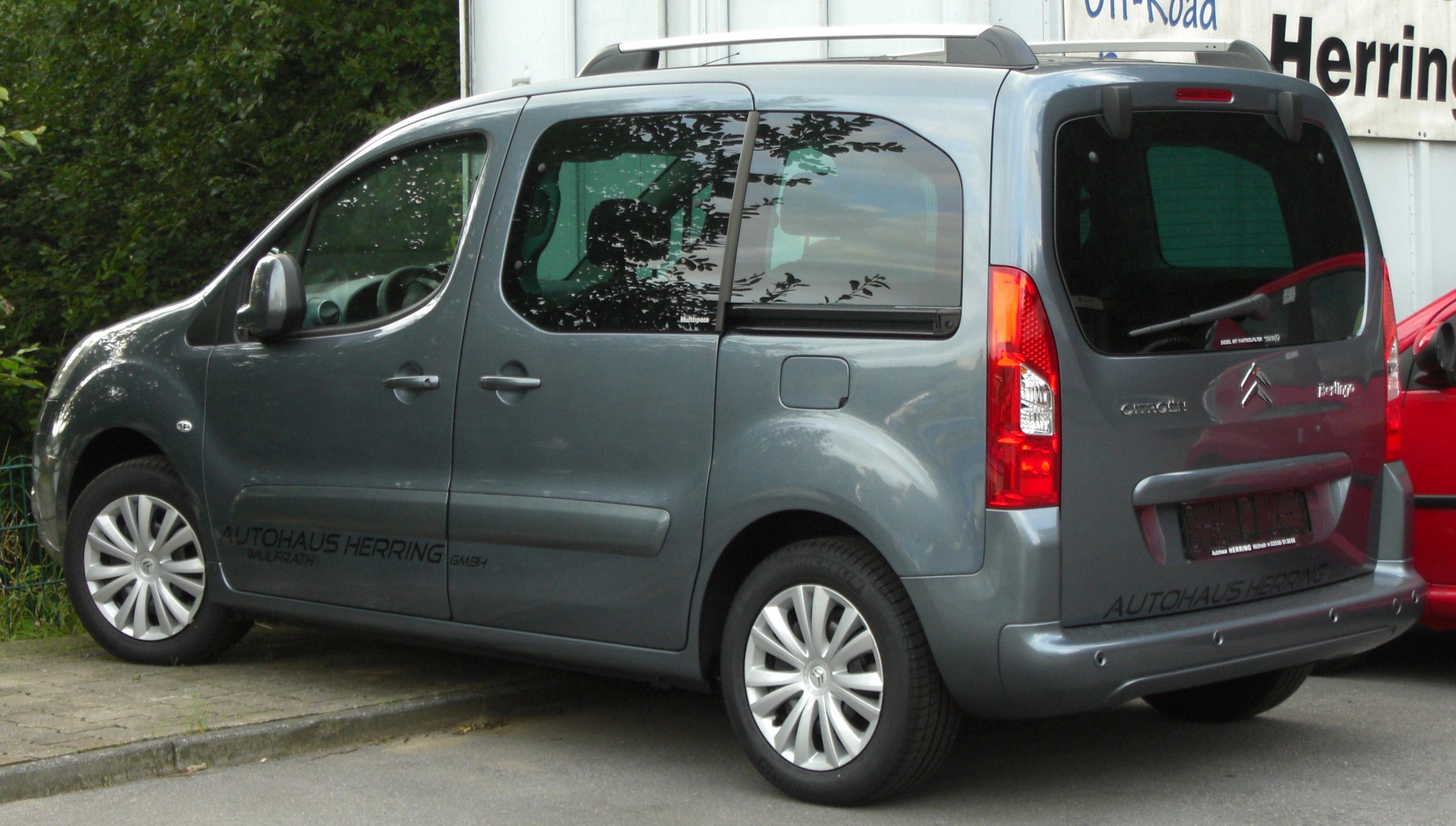 File:citroën Berlingo Ii Multispace Rear-1.Jpg - Wikimedia Commons