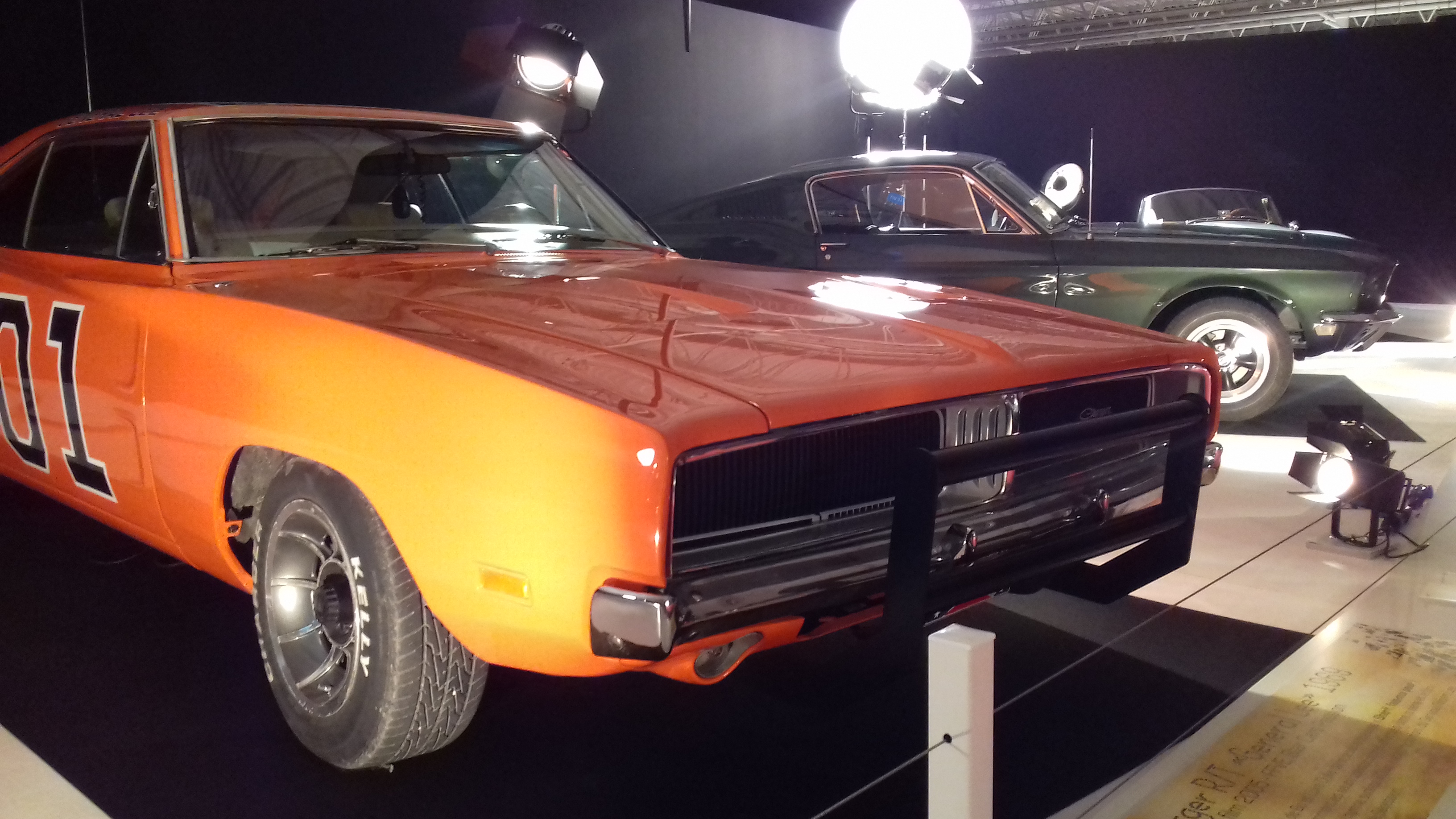 Dodge Charger в стиле General Lee