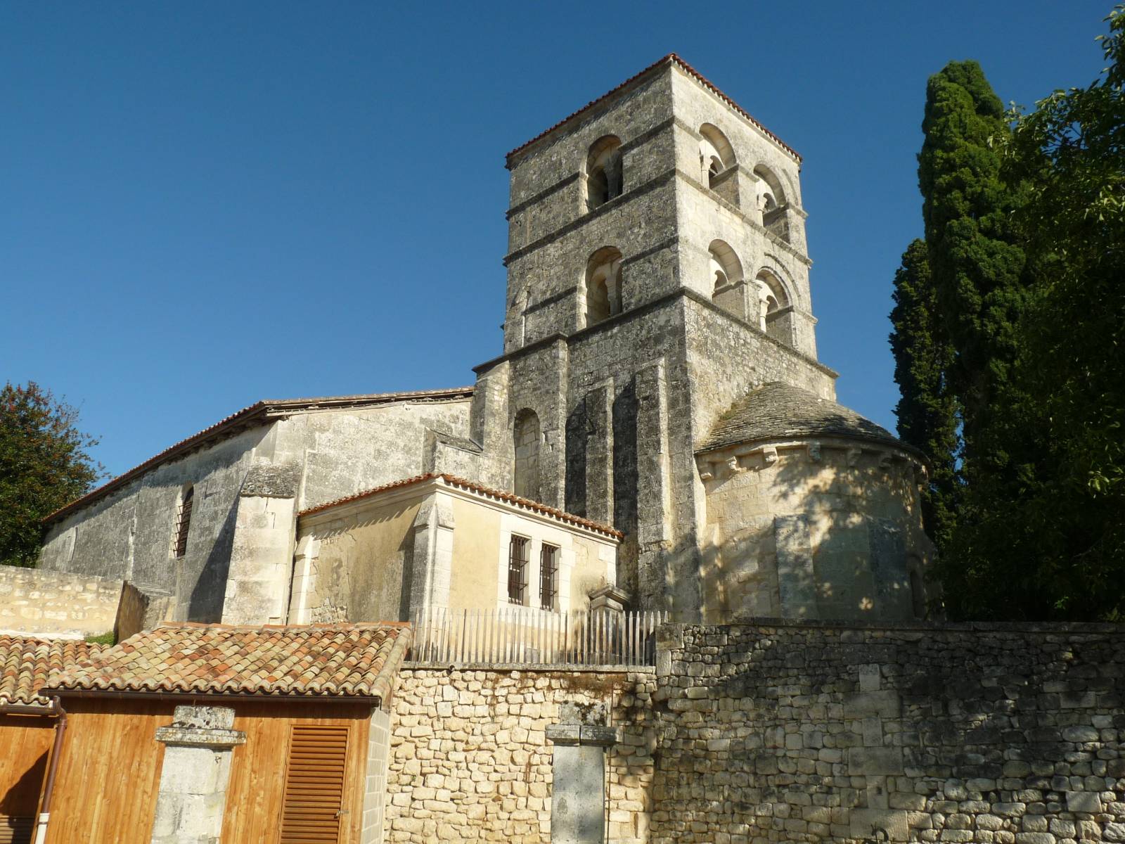 Eglise Saint-Pierre d'Edon  France Nouvelle-Aquitaine Charente Édon 16320