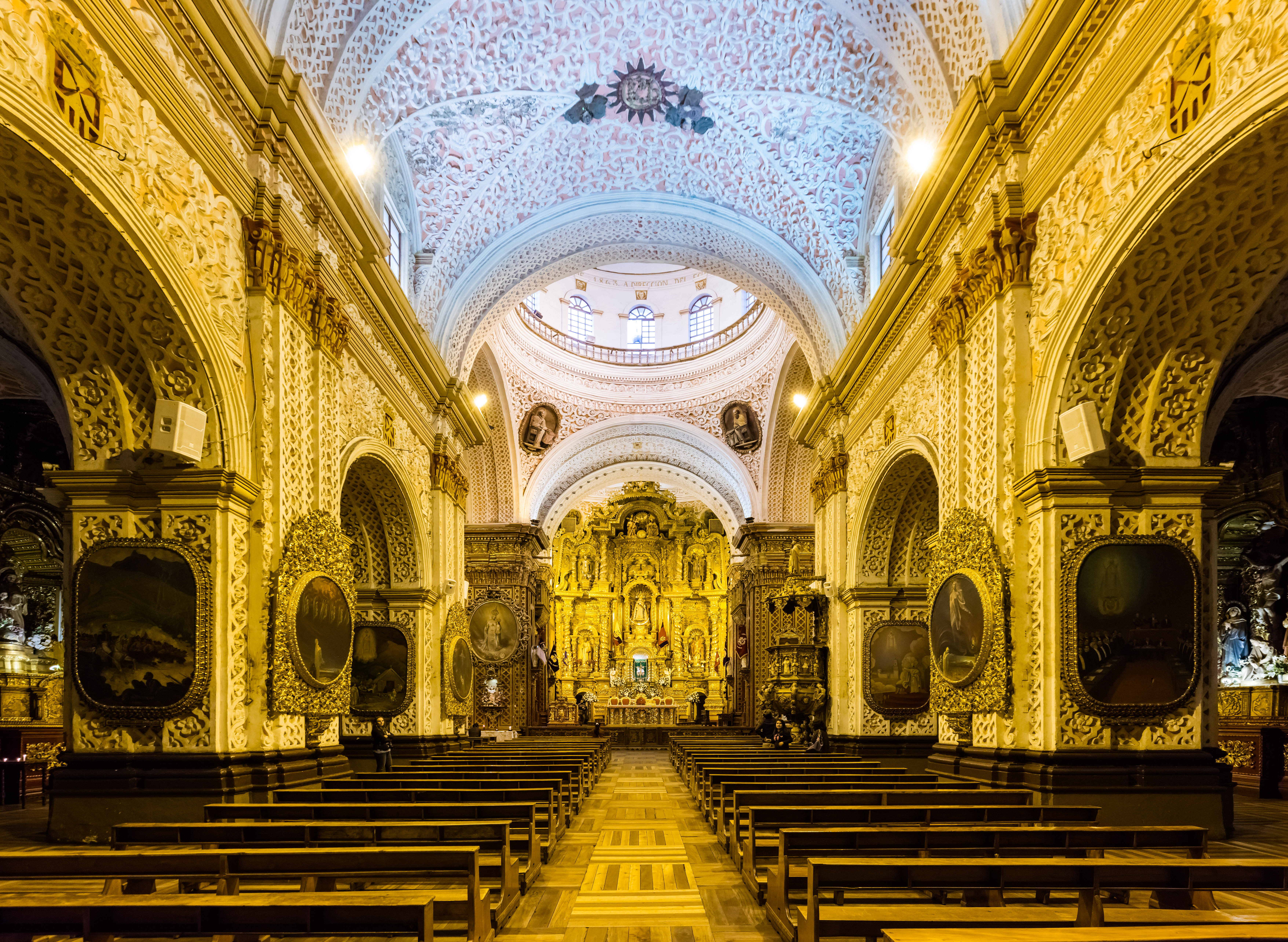File:Iglesia de La Merced, Quito, Ecuador, 2015-07-22, DD  -  Wikimedia Commons