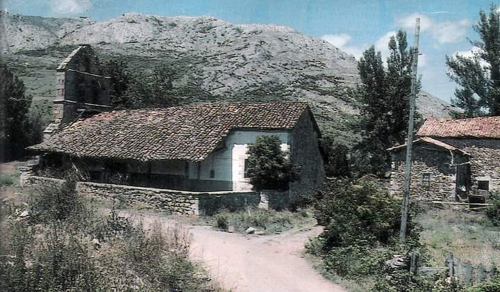 File:Iglesialapuerta1986.jpg