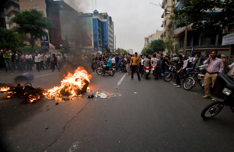 File:Iranian presidential election, 2009, protests (2).jpg