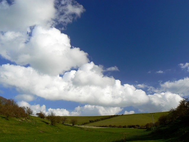 File:Land and sky, near Liddington - geograph.org.uk - 745044.jpg