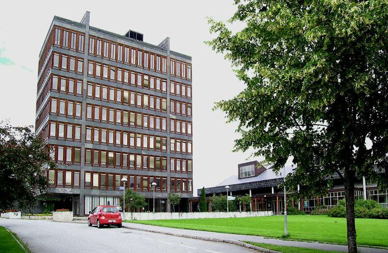 File:Modum rådhus.jpg