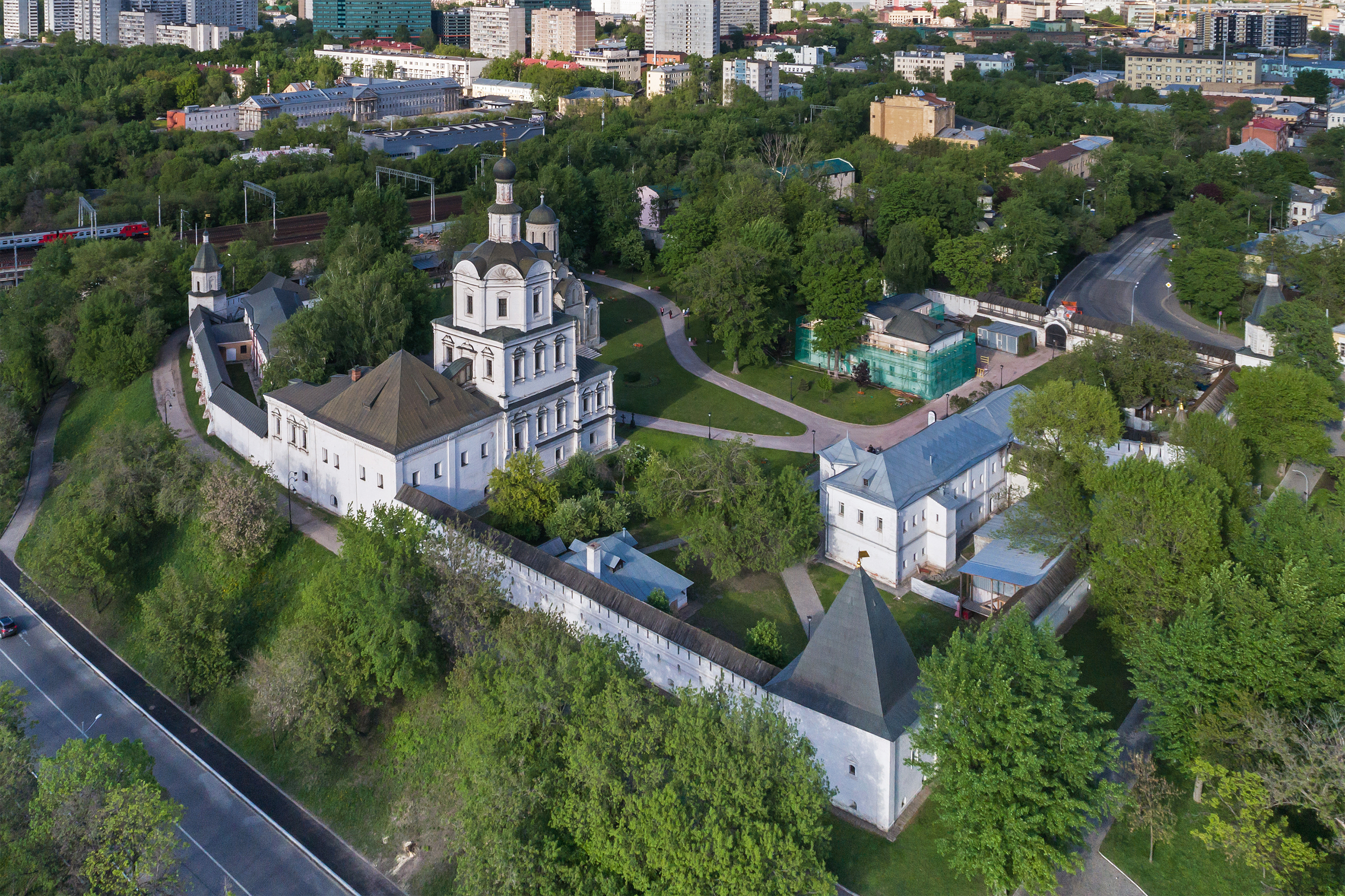 Спасо андроников монастырь. Спасо-Андроникова монастыря в Москве. Андроньевский монастырь в Москве. Андроников монастырь в Москве.