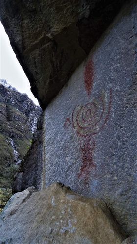 File:Pintura rupestre de Quilcayhuanca en cuadro detalle.jpg