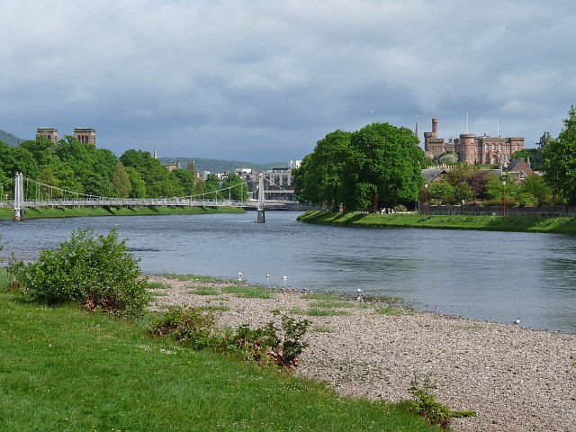 File:River Ness, Inverness - geograph.org.uk - 2415781.jpg