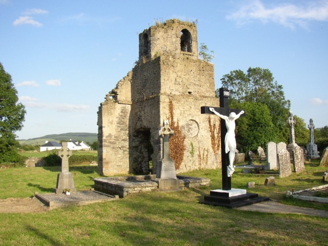 File:Ruined church tower at Kilvemnon, Co. Tipperary - geograph.org.uk - 207581.jpg