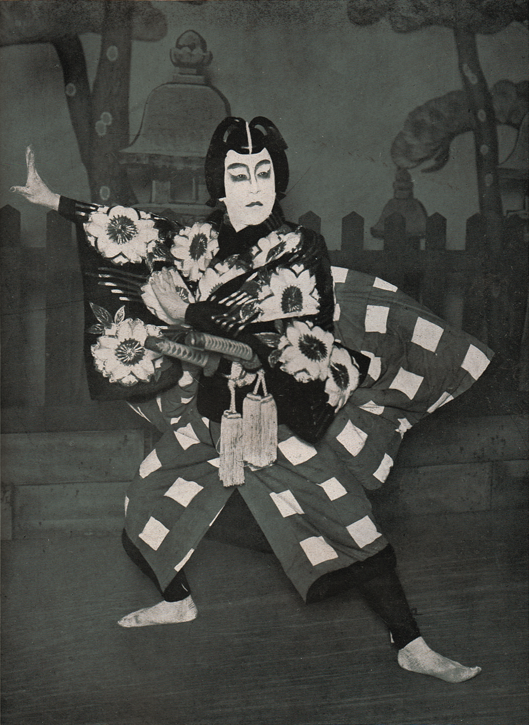 Sawamura Sōjūrō VII as Sakuramaru.jpg