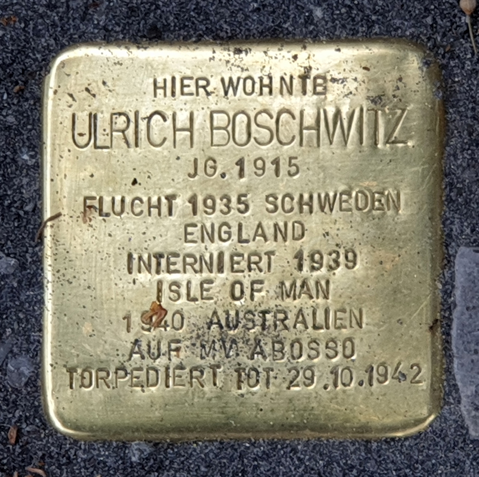 Memorial stone at Ulrich Alexander Boschwitz' last residence in Berlin
