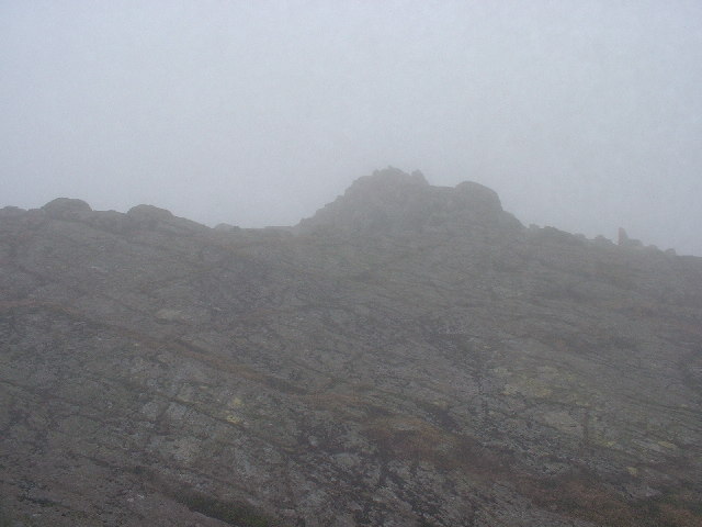 File:Summit Crinkle Crags - geograph.org.uk - 90977.jpg