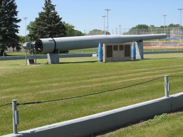 File:USS South Dakota memorial 9.jpg