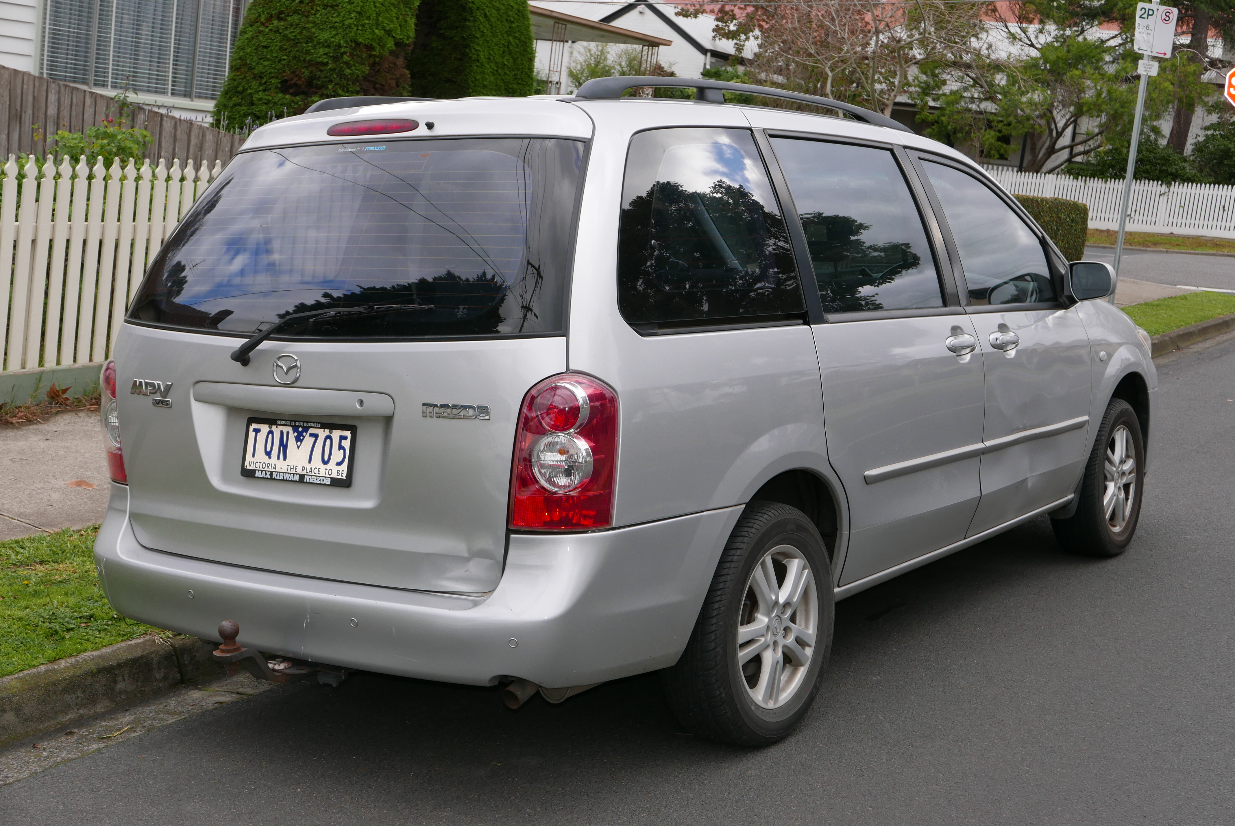 mazda van 2015