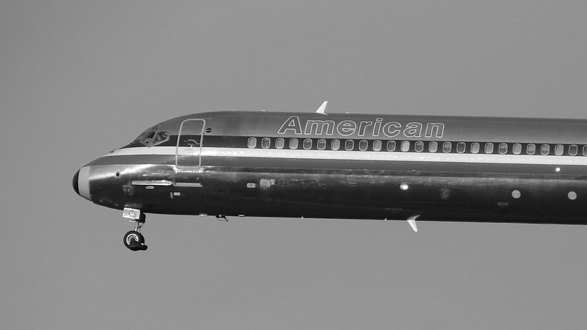 American Airlines black and white (314540215).jpg