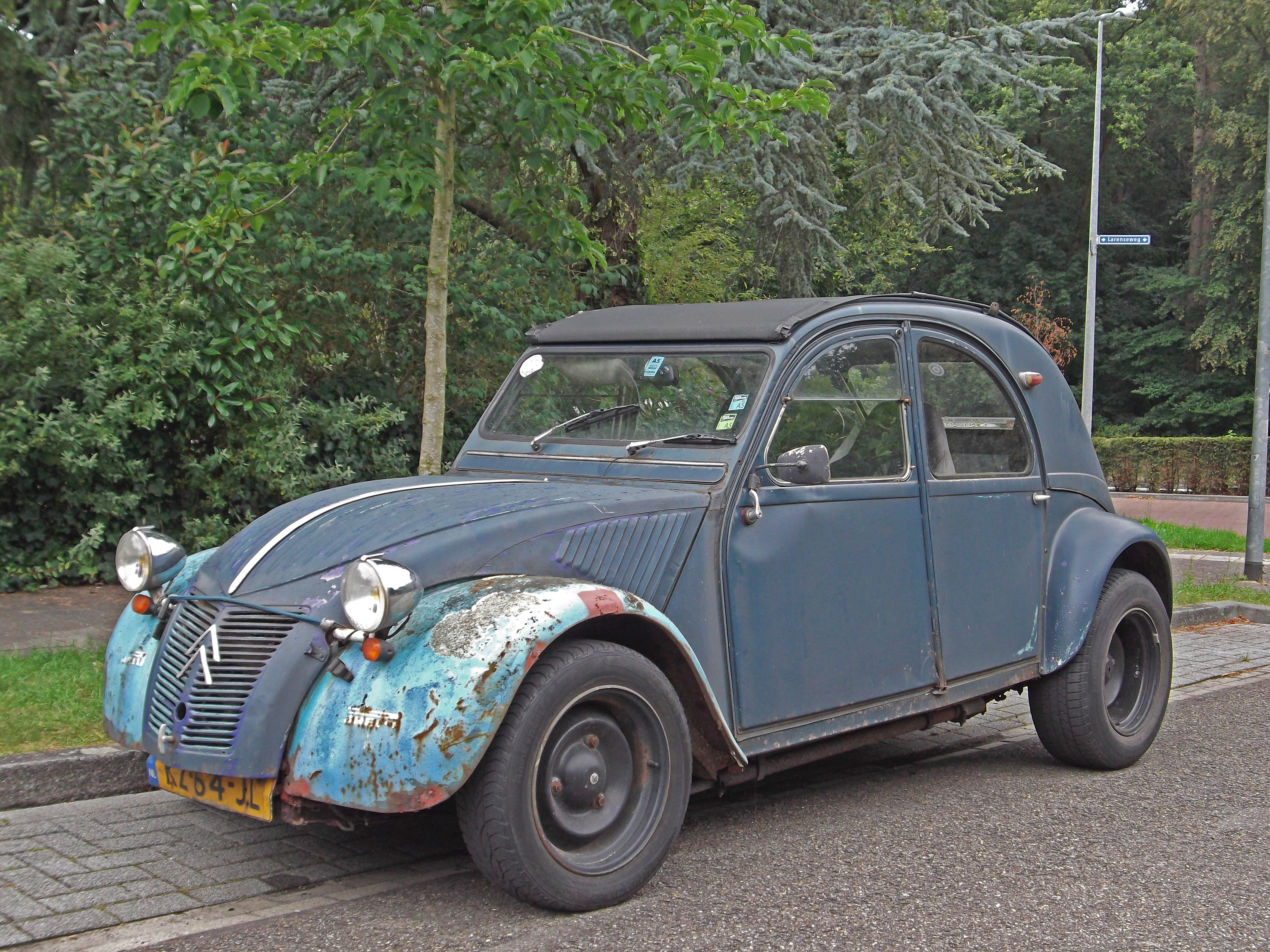 Ситроен 2cv Пикассо