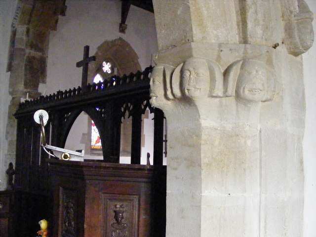 File:Fringford Church Carvings - geograph.org.uk - 1583160.jpg