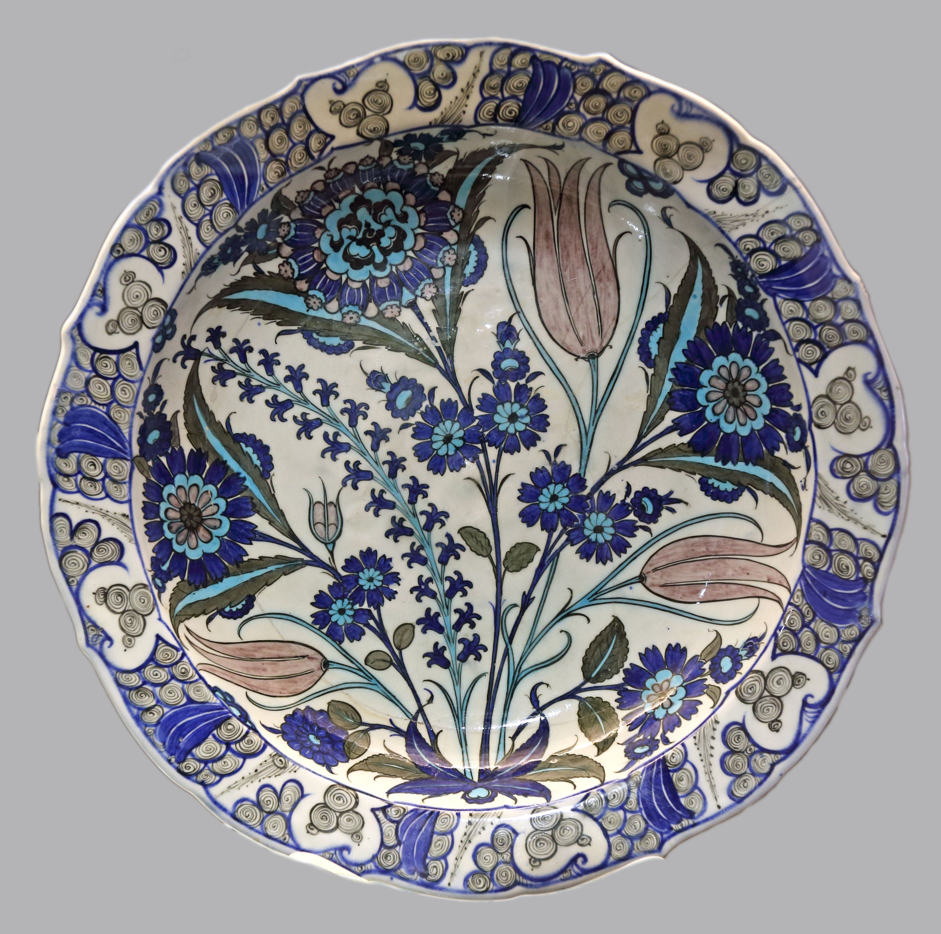 File:Iznik dish British Museum G.42.jpg - Wikimedia Commons