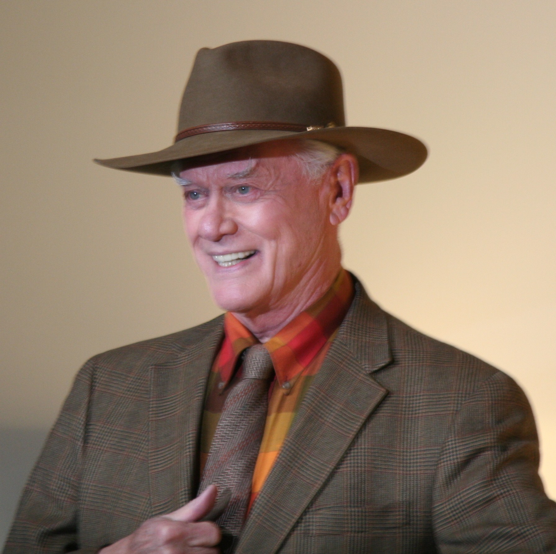 Ларри хэгмэн. Larry Hagman. Larry Hagman 2022. Ларри Хагман фото. Техасский дед.