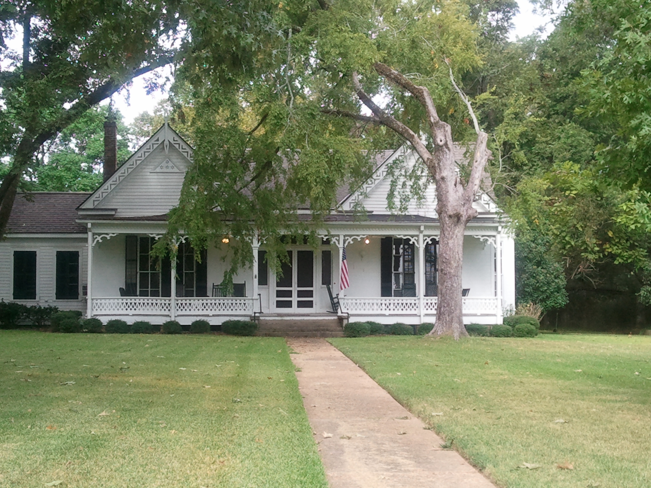 Photo of Montgomery House