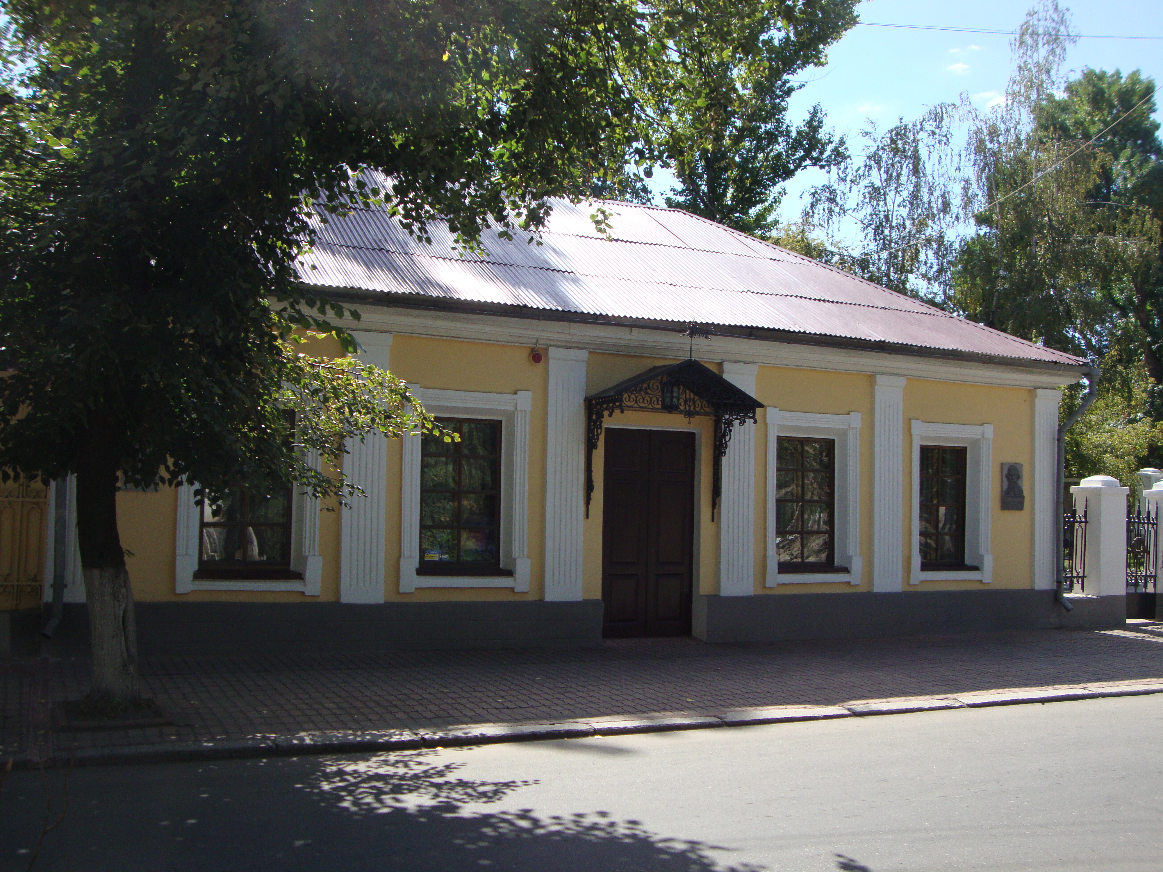 Дом, в котором жила семья И.М.Даля в Луганске