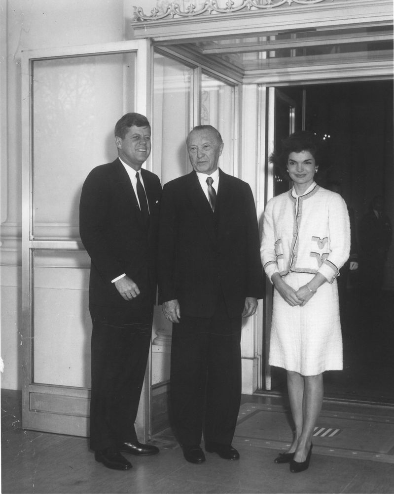 File:President John F. Kennedy, Chancellor Konrad Adenauer, and First Lady  Jacqueline Kennedy (01).jpg - Wikimedia Commons