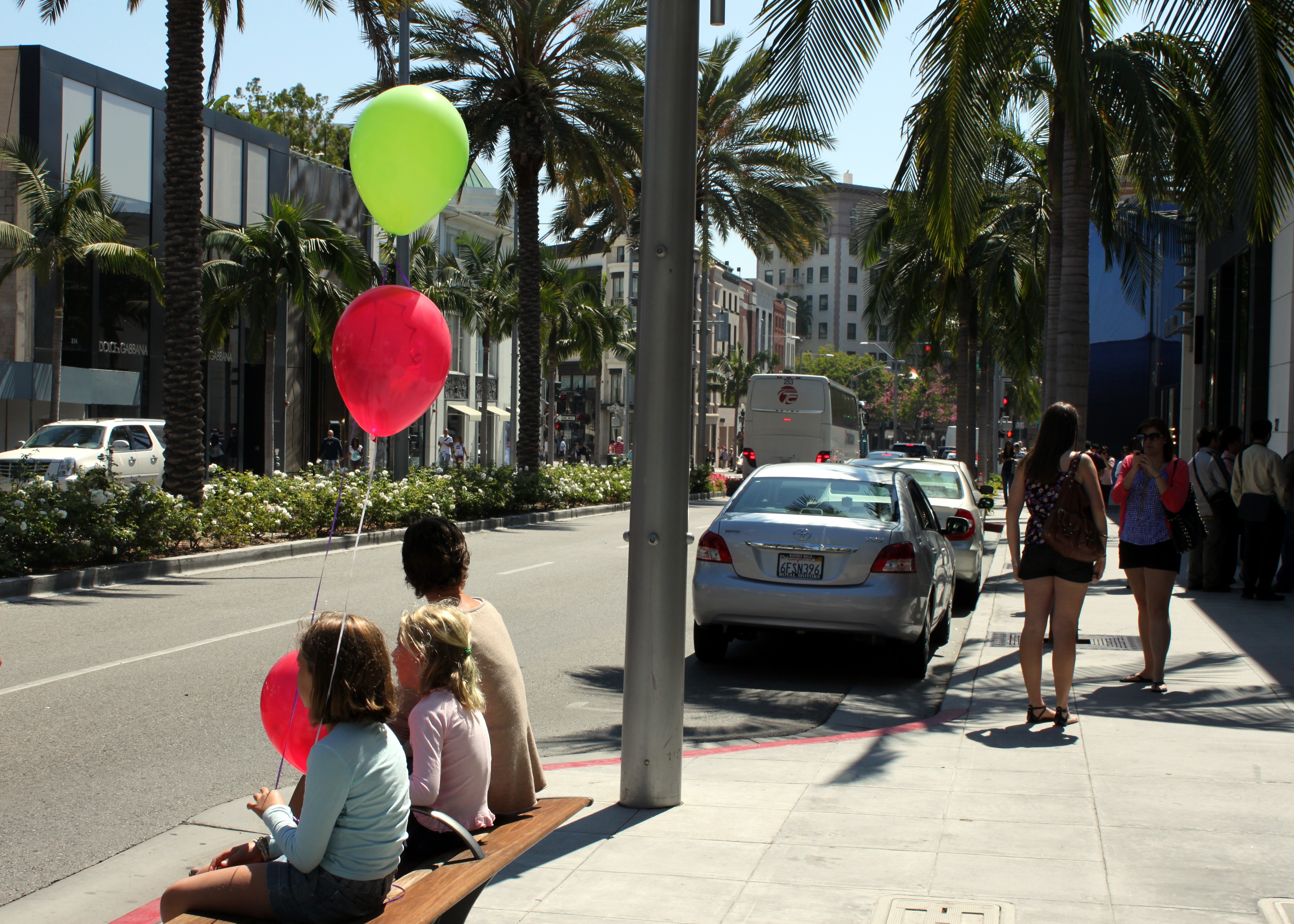 File:Rodeo Drive Sign in Beverly Hills California.JPG - Wikimedia