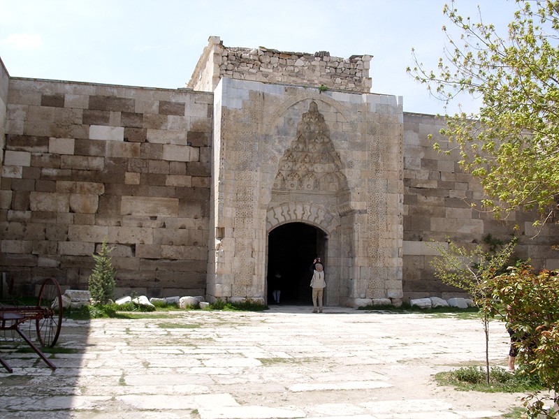 File:Sultanhani - Caravanserraglio - panoramio - Geobia7 (3).jpg